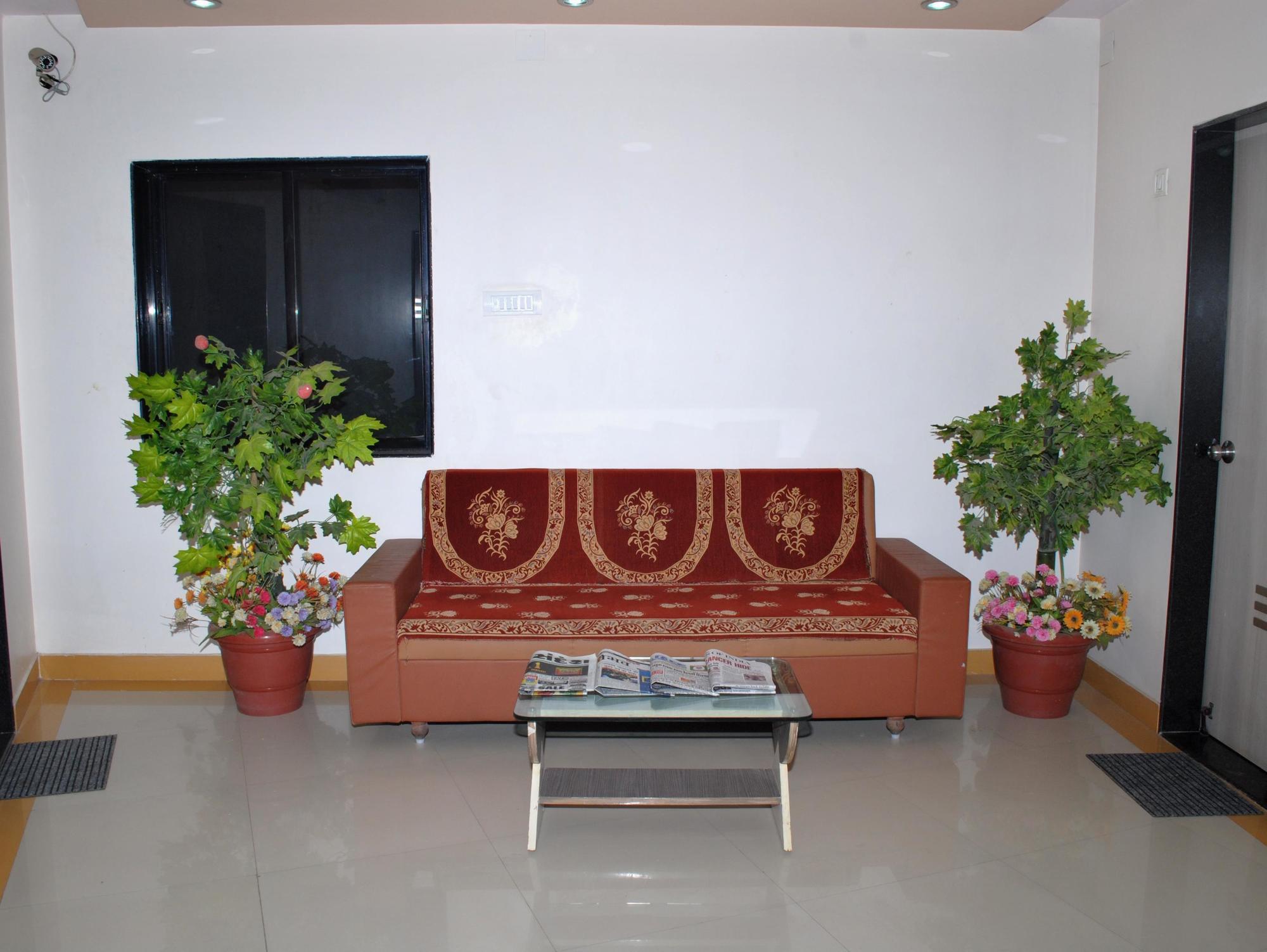Oyo 14943 Shubh Suvidha Hotel Somnath Luaran gambar