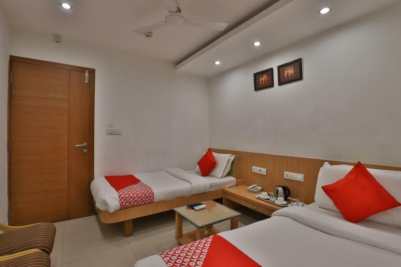 Oyo 14943 Shubh Suvidha Hotel Somnath Luaran gambar